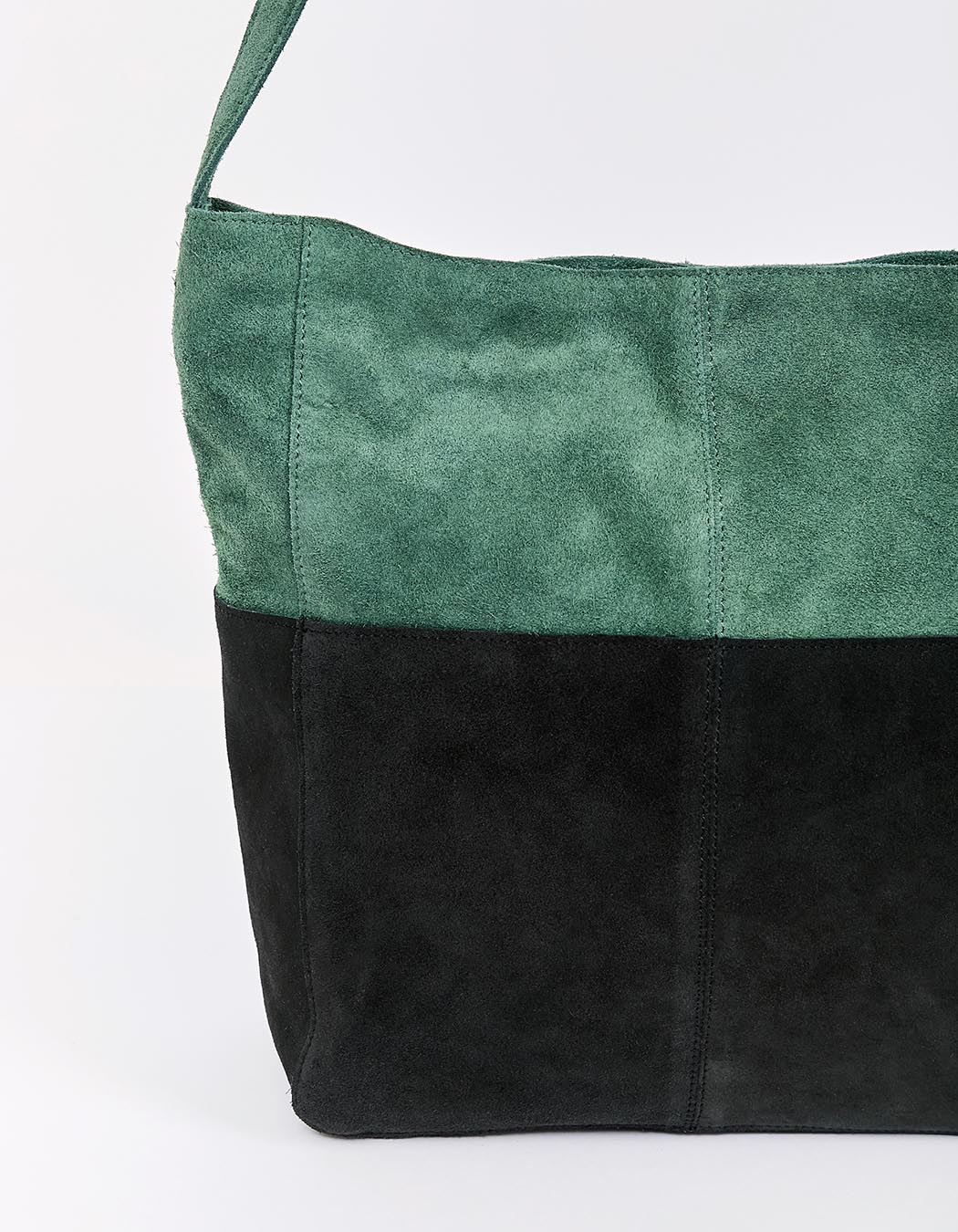 Sac besace bi-colore en cuir suédé imprimé La Fiancée