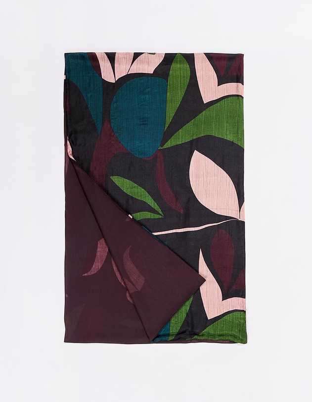 Foulard en soie rectangulaire imprim&eacute;e imprim&eacute; La Fianc&eacute;e