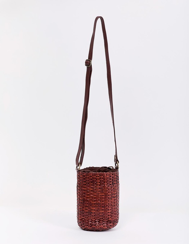 Sac seau en cuir tress&eacute; imprim&eacute; La Fianc&eacute;e