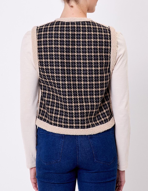 Gilet sherpa sans manche r&eacute;versible imprim&eacute; La Fianc&eacute;e