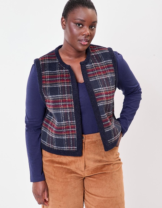 Gilet sherpa sans manche r&eacute;versible imprim&eacute; La Fianc&eacute;e