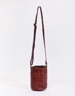 Sac seau en cuir tressé imprimé La Fiancée
