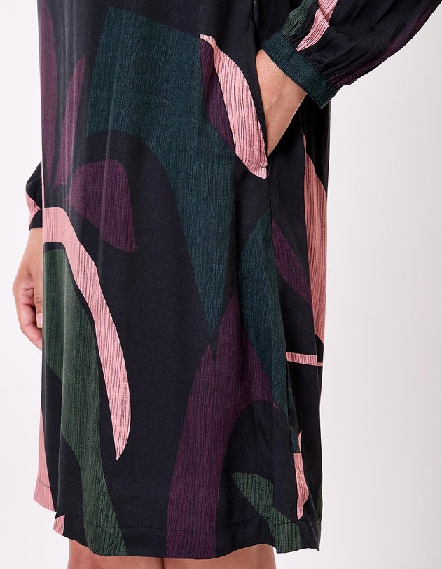 Robe fluide &eacute;vas&eacute;e imprim&eacute; La Fianc&eacute;e