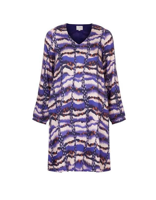 Robe fluide &eacute;vas&eacute;e imprim&eacute; La Fianc&eacute;e