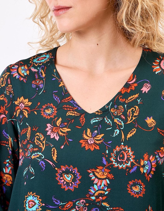 Robe fluide &eacute;vas&eacute;e imprim&eacute; La Fianc&eacute;e