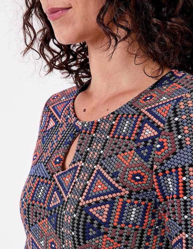 Robe maille jacquard ajust&eacute;e imprim&eacute; La Fianc&eacute;e