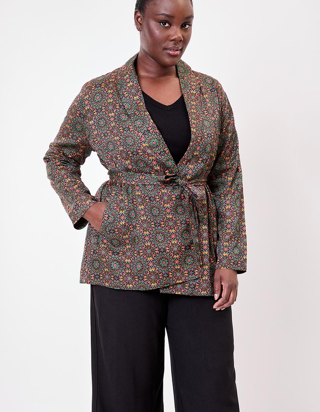 Veste kimono fluide satin&eacute;e imprim&eacute; La Fianc&eacute;e