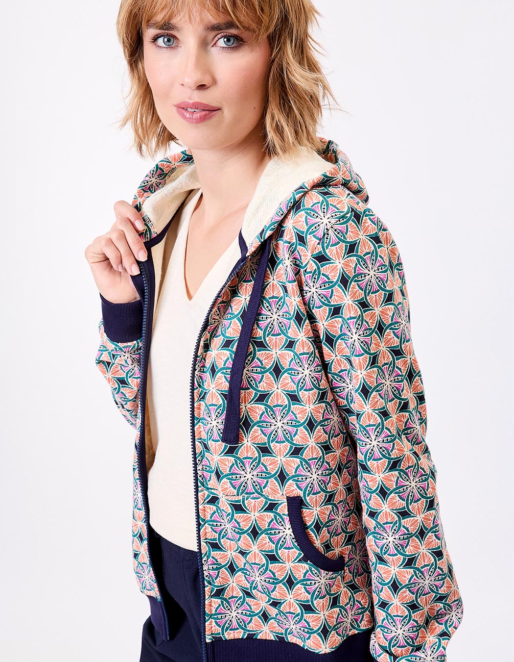 Sweat femme à capuche coton bio imprimé La Fiancée