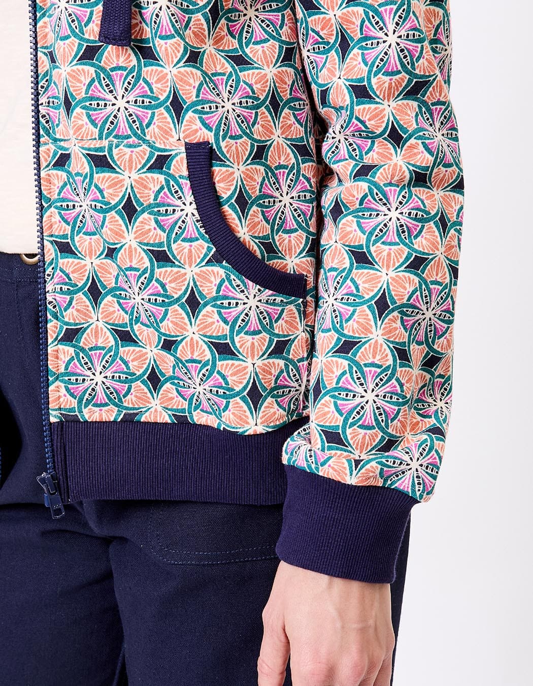 Sweat femme à capuche coton bio imprimé La Fiancée