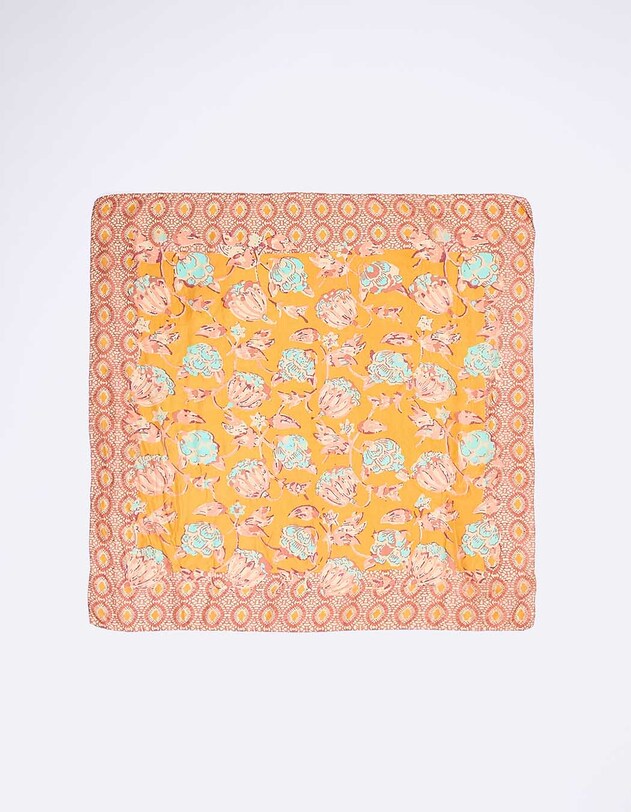 Foulard en soie imprim&eacute; imprim&eacute; La Fianc&eacute;e
