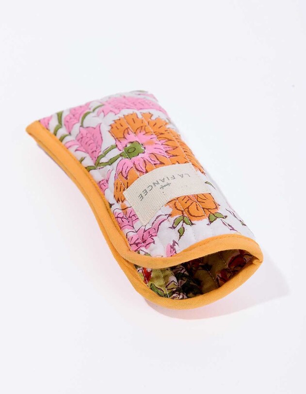 Pochette lunettes matelass&eacute;e en coton imprim&eacute; La Fianc&eacute;e