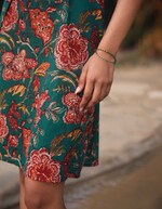 Robe fluide sans manches avec ceinture imprimé La Fiancée