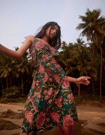 Robe fluide sans manches avec ceinture imprimé La Fiancée