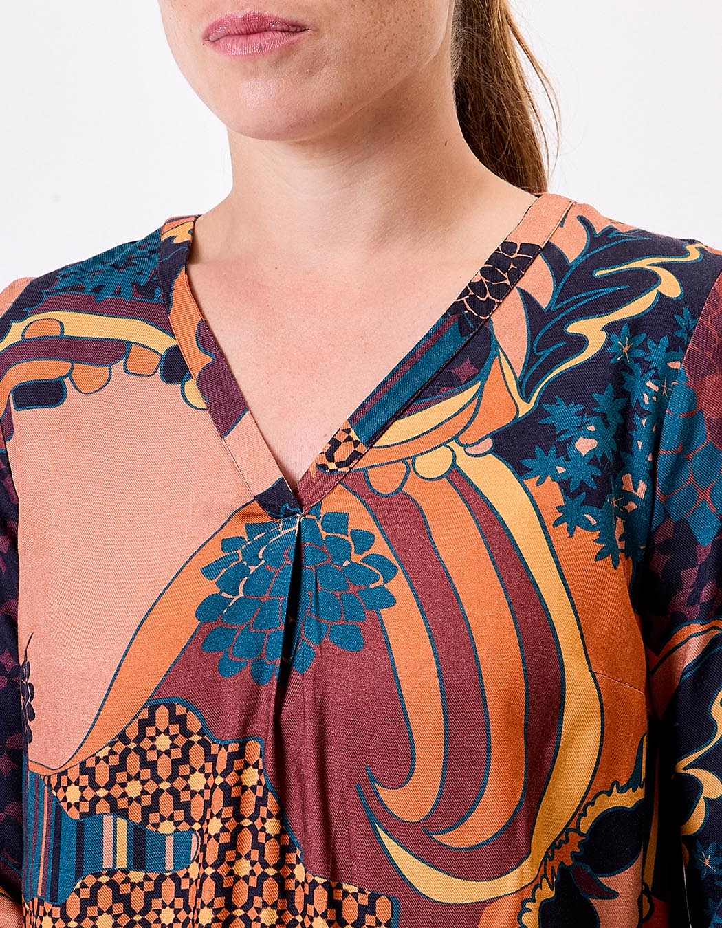Blouse fluide évasée col V imprimé La Fiancée