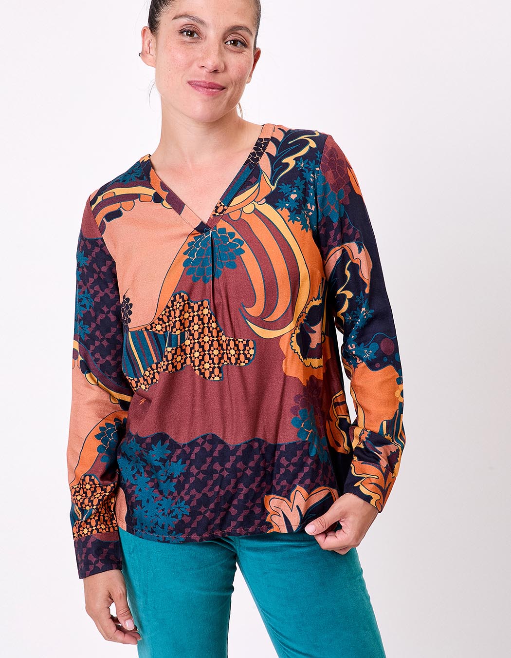 Blouse fluide évasée col V imprimé La Fiancée