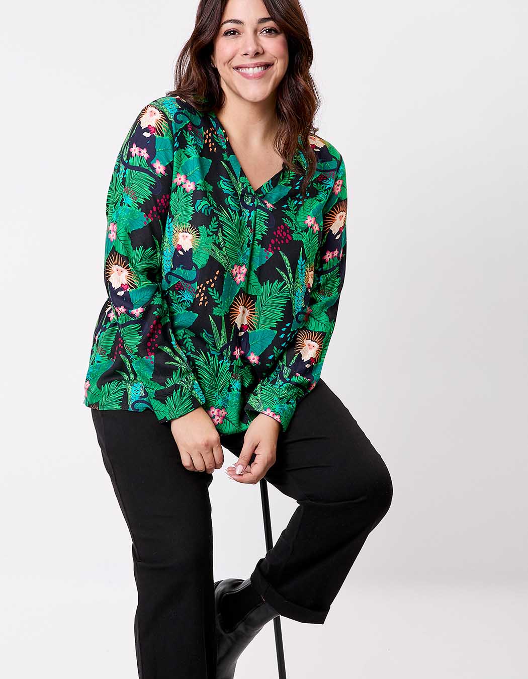 Blouse fluide évasée col V imprimé La Fiancée