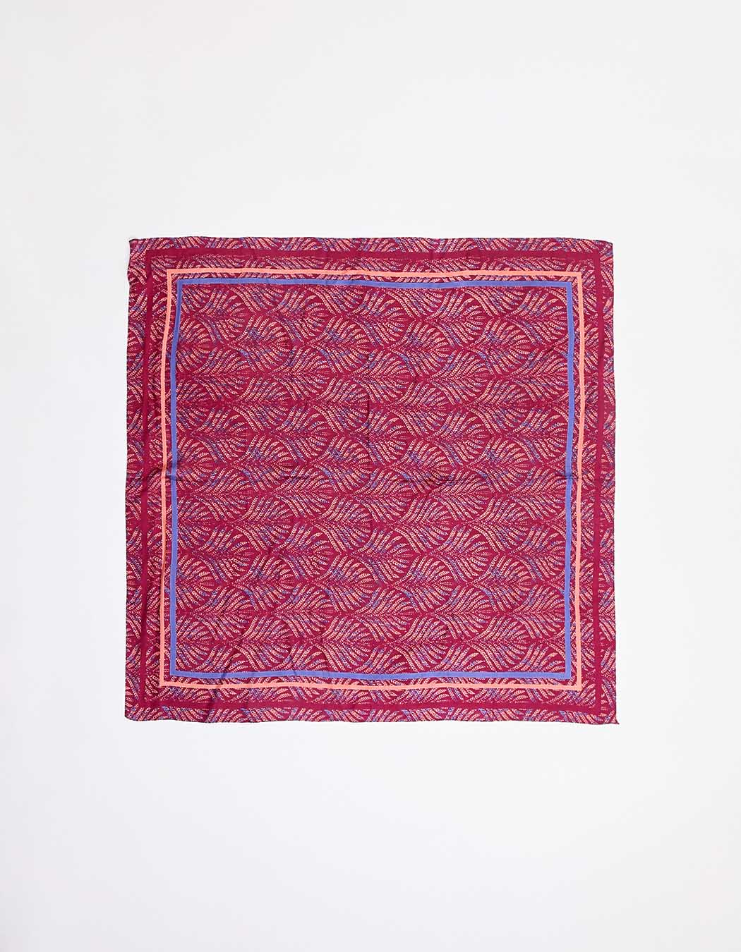 Grand foulard carré fluide imprimé La Fiancée