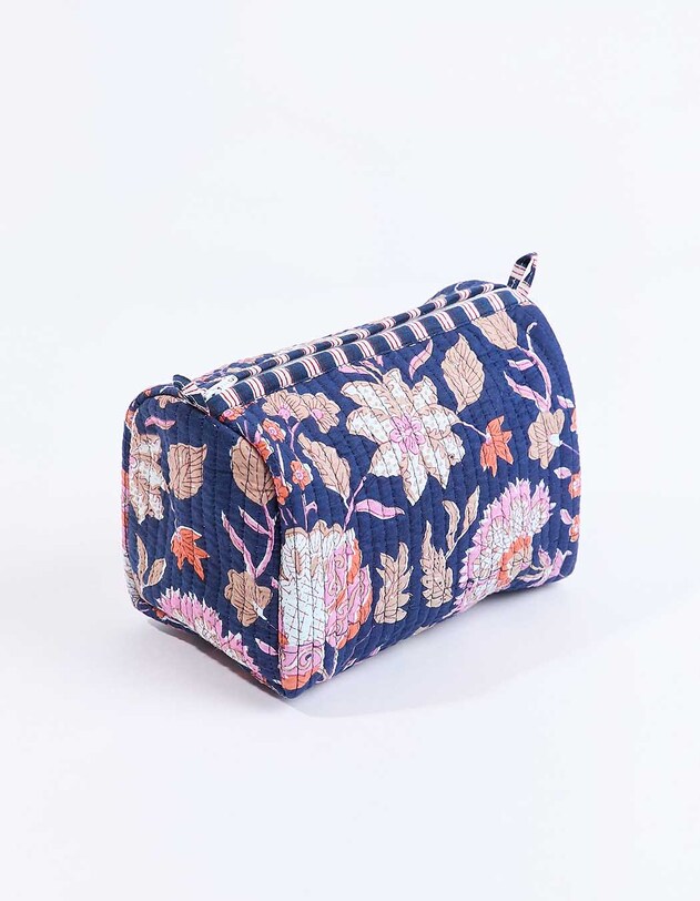 Trousse matelass&eacute;e imprim&eacute; La Fianc&eacute;e