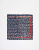 Grand foulard carré fluide imprimé La Fiancée