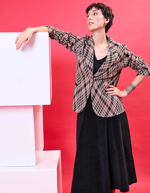 Blazer souple en maille jacquard recycl&eacute;e imprim&eacute; Princesse Nomade