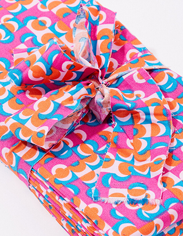 Coupon de tissu coton imprim&eacute; La Fianc&eacute;e