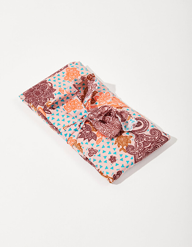 Coupon de tissu voile de coton imprim&eacute; La Fianc&eacute;e