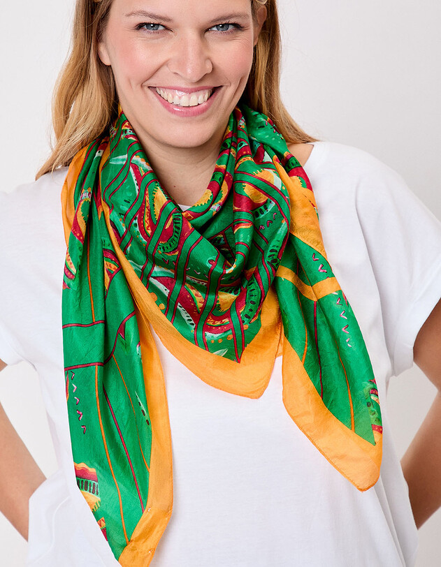 Foulard en soie imprim&eacute; imprim&eacute; La Fianc&eacute;e